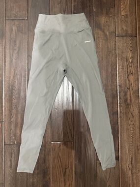 High-Waist Seamless Leggings in Light Gray